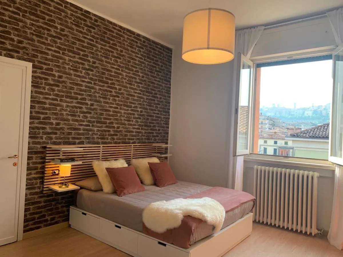 Camozzi Central Apartment Bergamo Italy