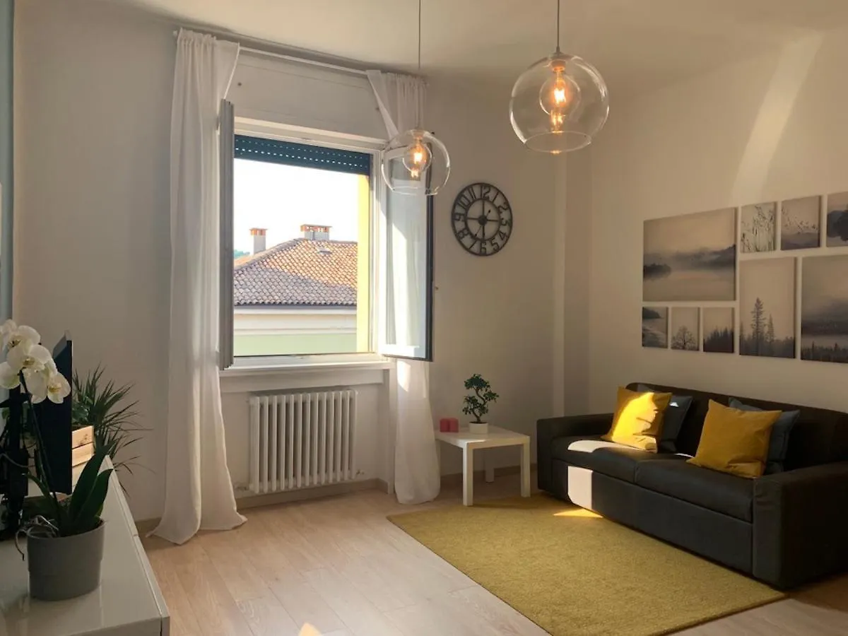 Camozzi Central Apartment Bergamo