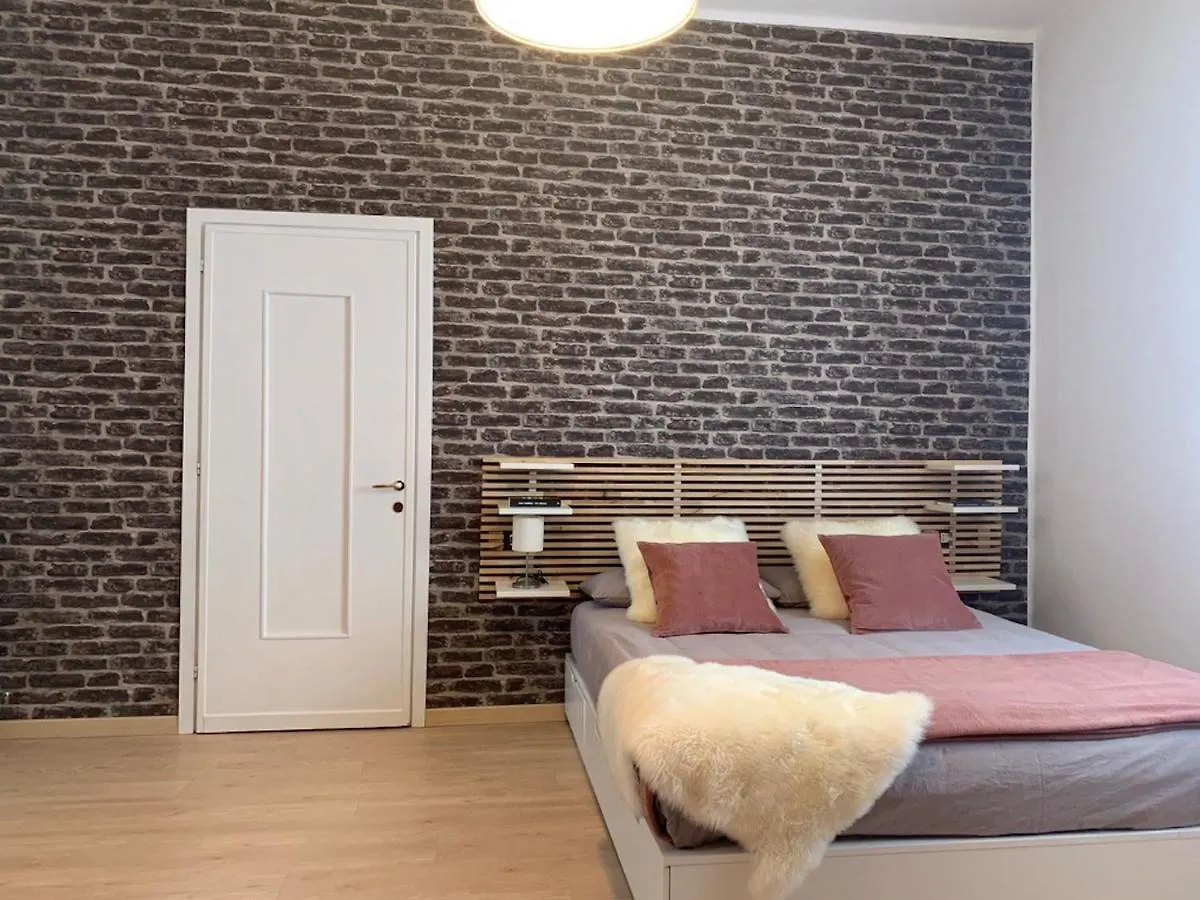 Camozzi Central Apartment Bergamo